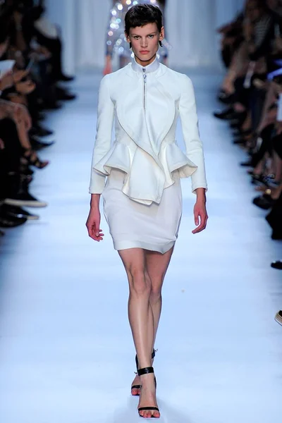 Look 26